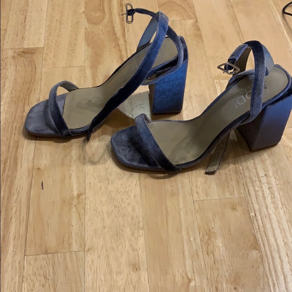 Shoes - Picture 2 of 3
